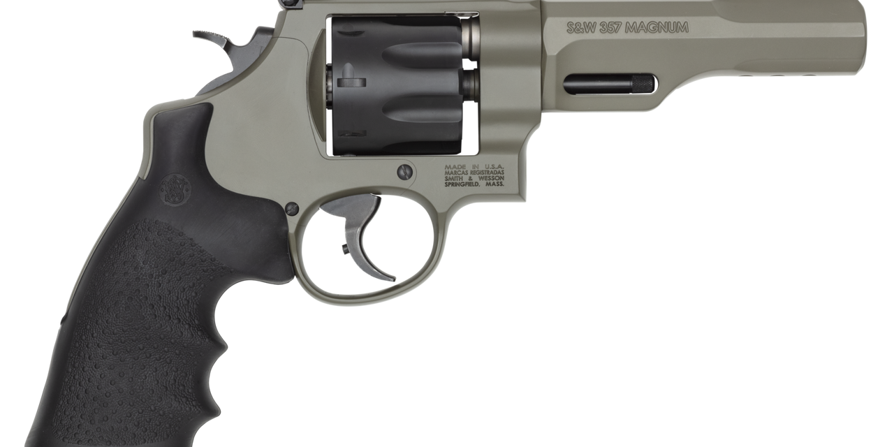14449 Pc Revolver OnWhite Right 78032
