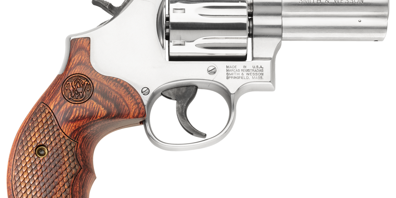 150713 Sw OnWhite Right 71037